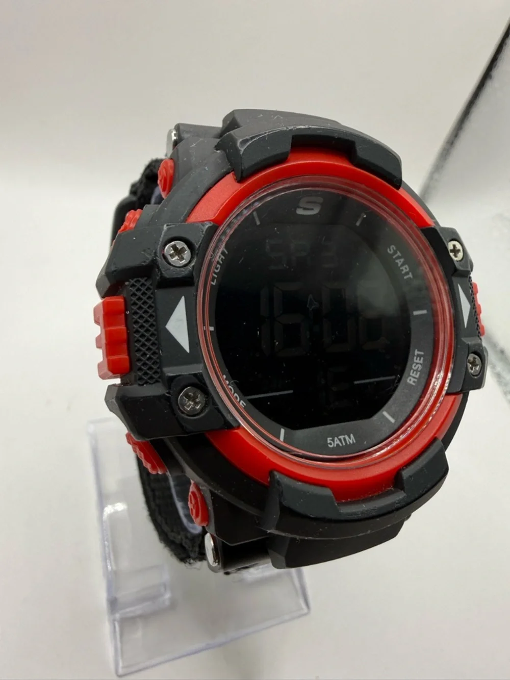 Skechers Men's Sr1038 Digital Display Black/Red Watch 53mm Case VelcroBand